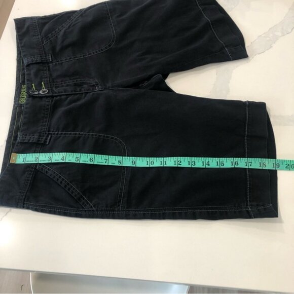 Vintage Guess Khaki Shorts - Picture 7 of 11